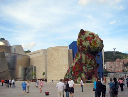 The Puppy vor dem Guggenheim Museum